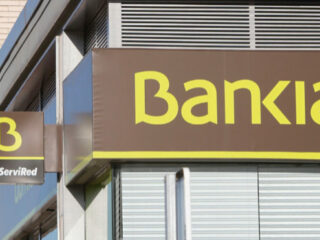 Los políticos deben a la ciudadanía una Bankia Pública