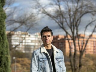 Javier Gil: «El objetivo del PSOE es que la ley de vivienda sea lo menos garantista posible»