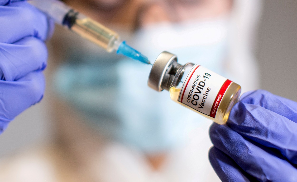 Quiénes son los dueños de las vacunas privadas y cómo se están enriqueciendo