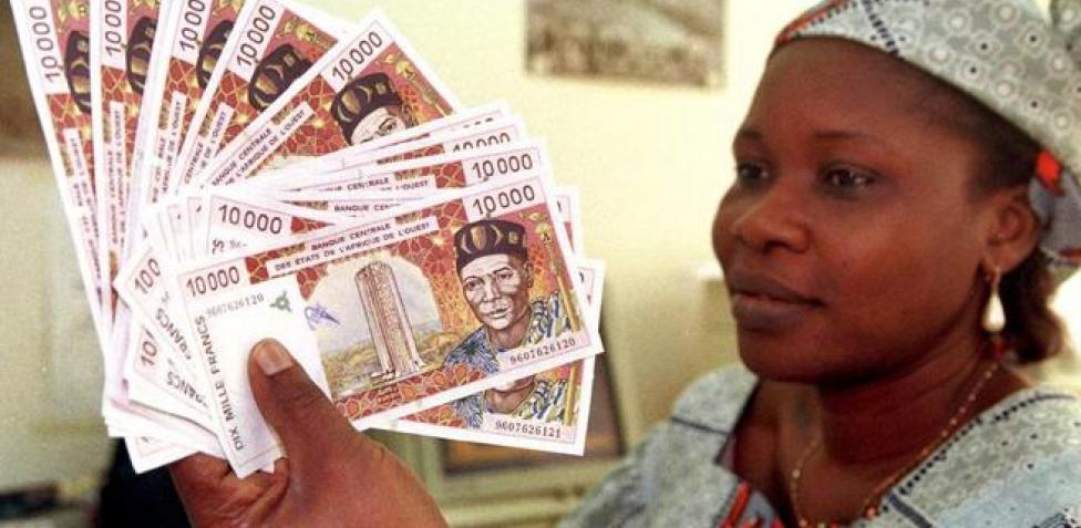 Crisis de confianza y reforma monetaria en Africa occidental