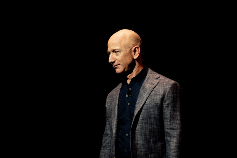 Jeff Bezos, fundador de Amazon y uno de los hombres más ricos del mundo.